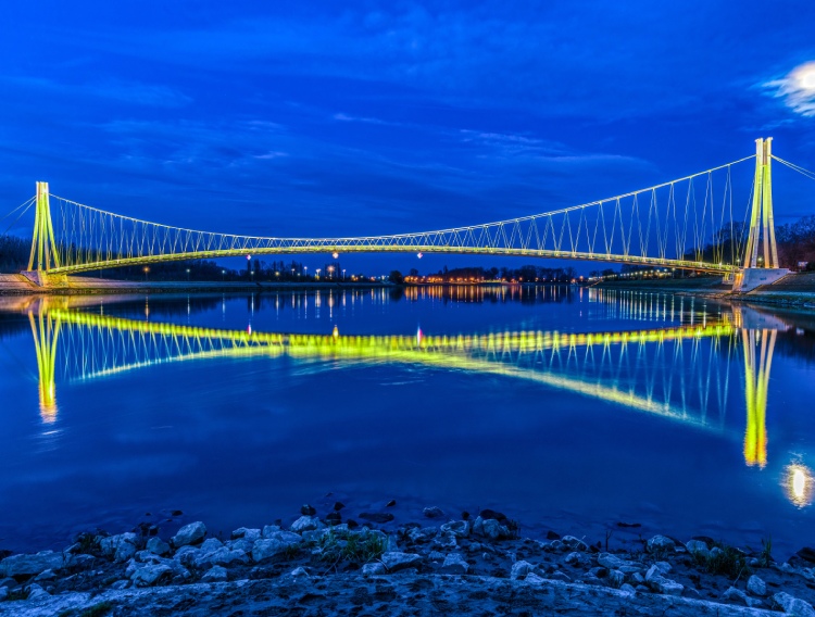 Osijek_pedestrian bridge on the Drava River_750x568