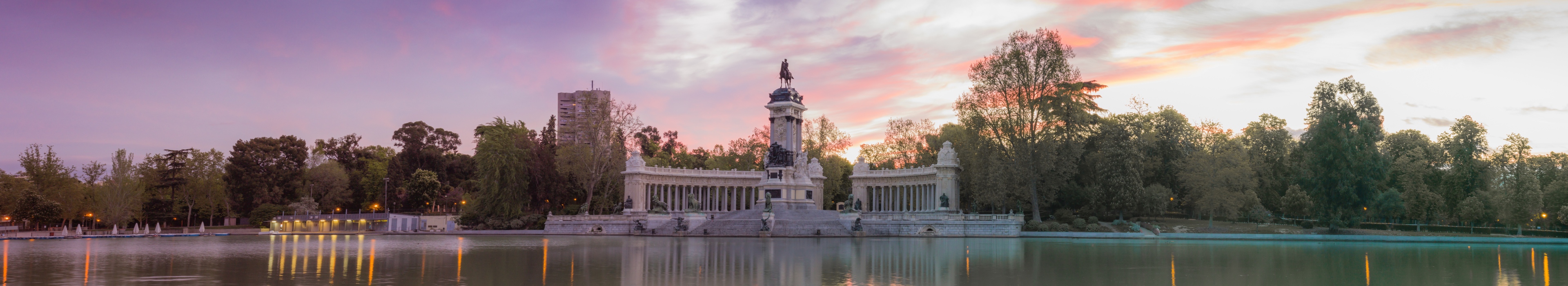 Madrid pogled na Estanque del Retiro i spomenik Alfonsu XII_3840x700