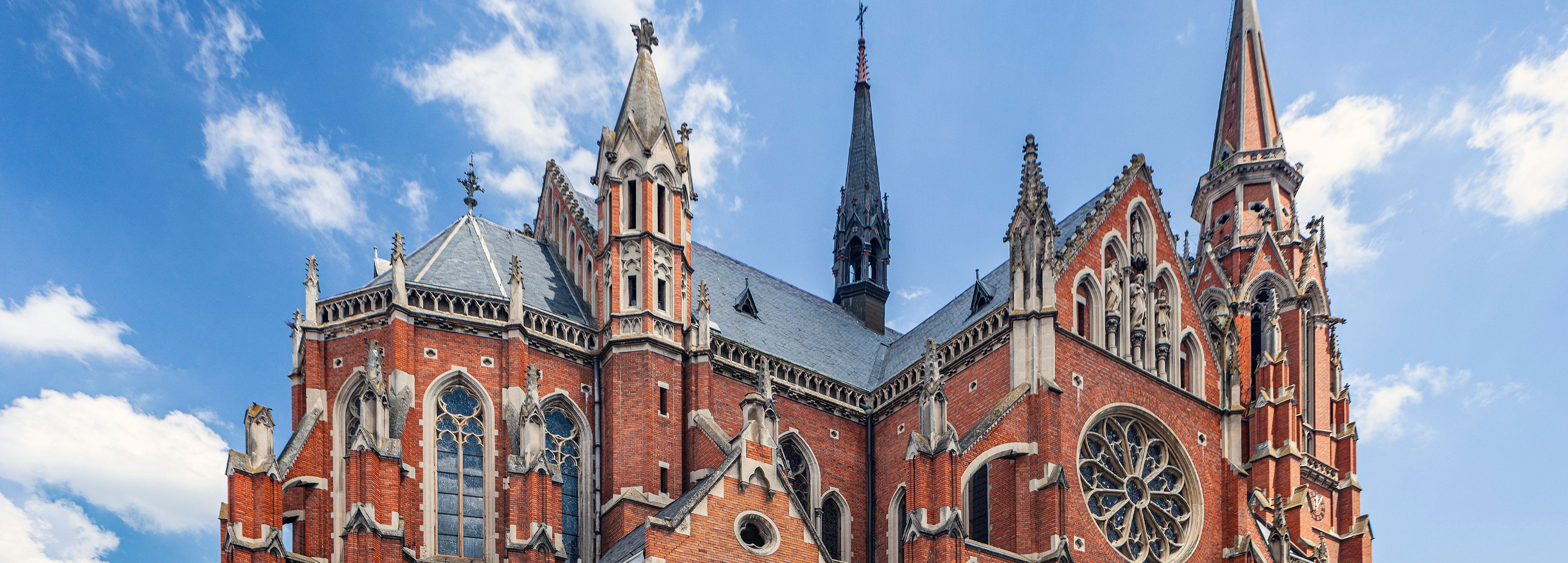 Osijek_Co-Cathedral of Saints Peter and Paul_3840x1380