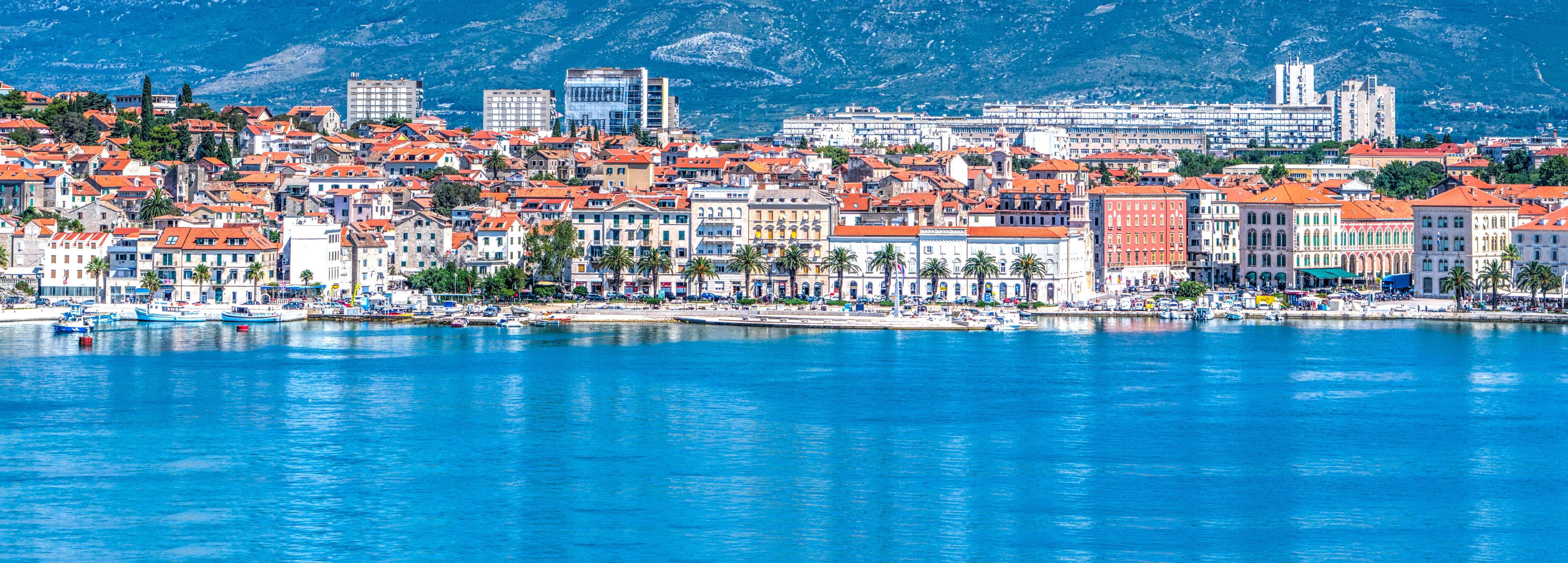 Split_Split Waterfront (Riva) and the Dinarides_3840x1380