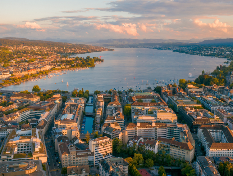 Zürich pogled iz zraka na grad i jezero Zürich_750x568