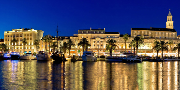 Split_Waterfront (Riva) at night_600x300