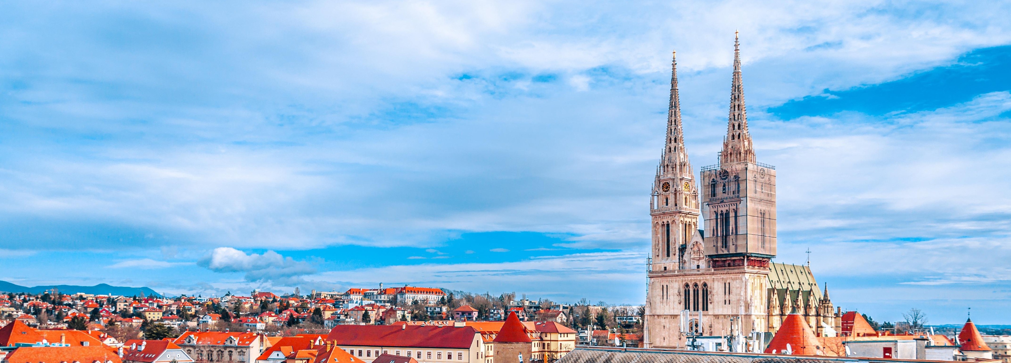Zagreb_view from Dolac market_3840x1380