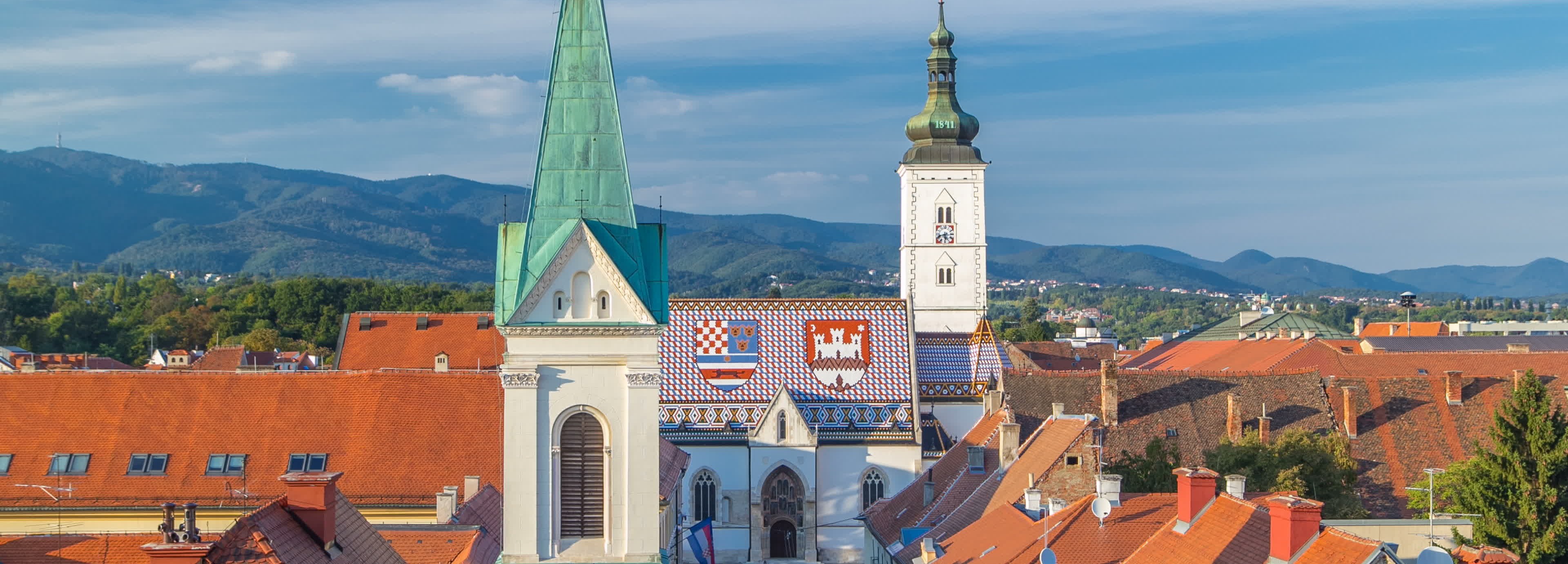 Zagreb view on Upper Town an St. Mark's church_3840x1380